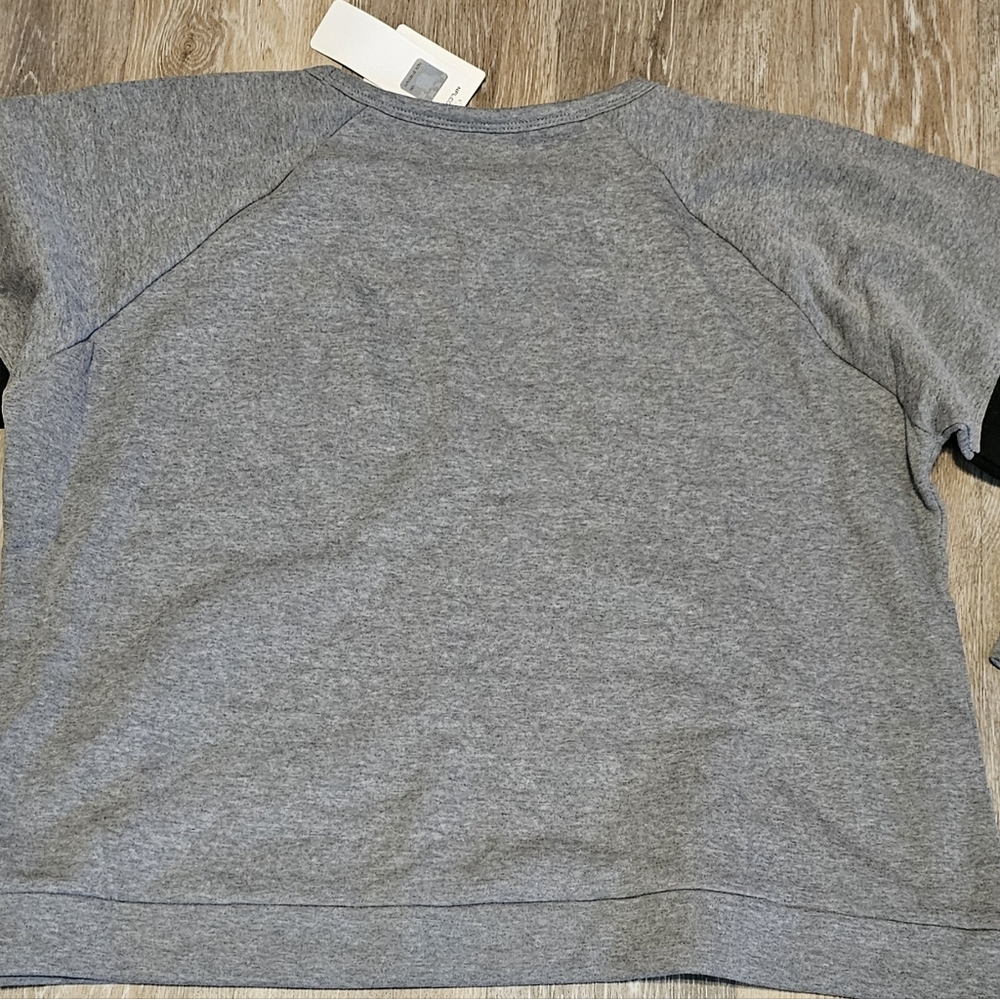 Atlanta Falcons Women’s Sweatshirt 2XL NFL Team Apparel Gray Pullover - Picture 7 of 12